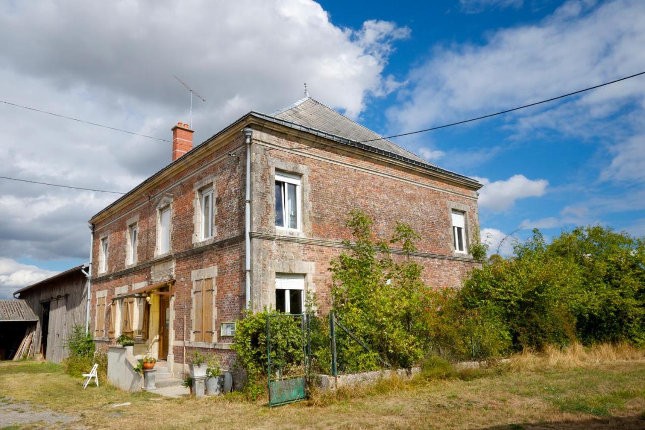 Chambre D'Hotes Fantesstique Berzieux Exterior foto