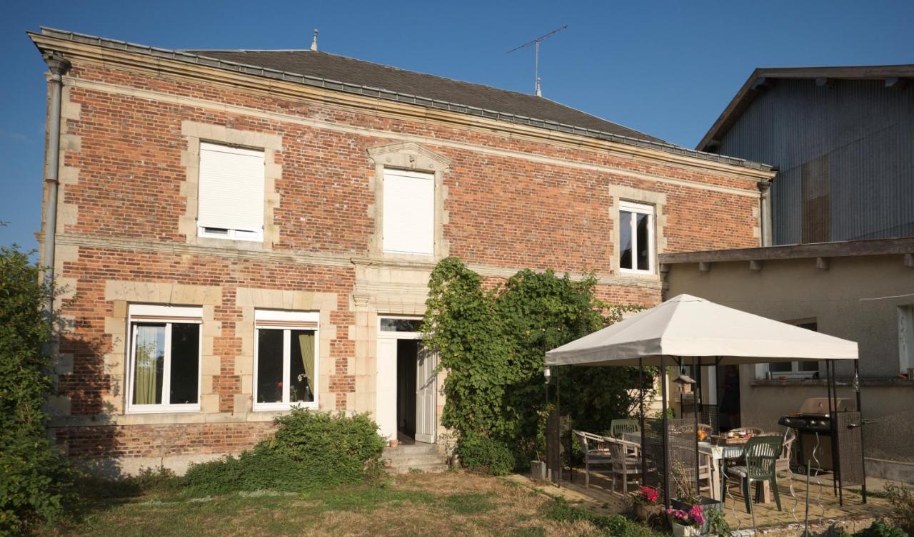 Chambre D'Hotes Fantesstique Berzieux Exterior foto